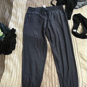 Zyia joggers